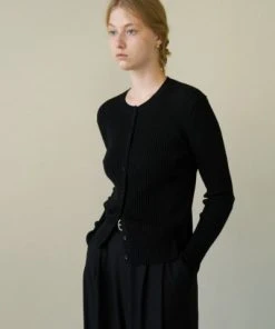 [STEP AROUND] FW 21 BUTTON DETAIL SLIM CARDIGAN_BLACK