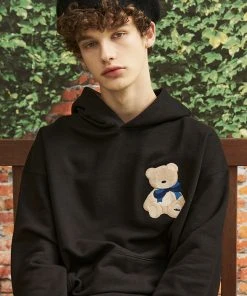 [AQOSTUDIOSPACE] FW 21 AQO OG BEAR HOODIE BLACK
