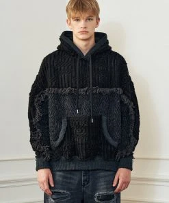 [LECYTO] Winter 21 INSIDE-OUT TASSE WOOL KNIT HOOD_[BLACK]
