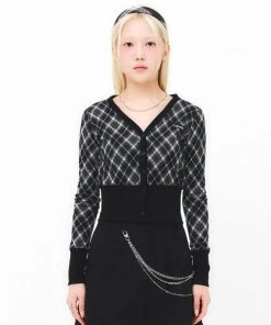 [FEVERMINUTE] FW 21 MINUTE ARGYLE SLIM CROP CARDIGAN