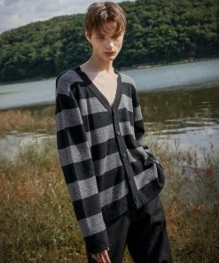 [FLAREUP] Winter 21 Damage Knit Cardigan - Gray (FU-182) Best Sellers
