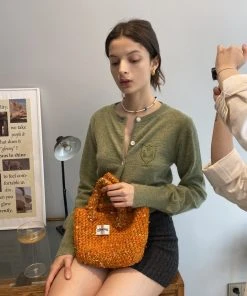 GLOWNG [GLOWNY] Seasonless WOOD BEADS NECKLACE