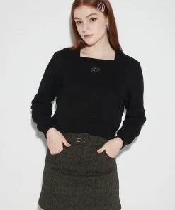 Best Sellers [LUV IS TRUE] Winter 21 BUCKLE SKIRT(KHAKI)