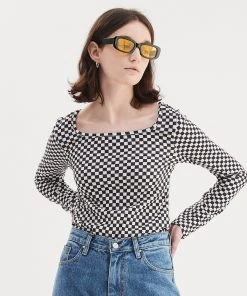 Best Sellers [OPENING SUNSHINE] FW 21 CHECKER SQUARE NECK TOP BLACK