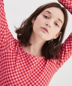 [OPENING SUNSHINE] FW 21 CHECKER SQUARE NECK TOP RED